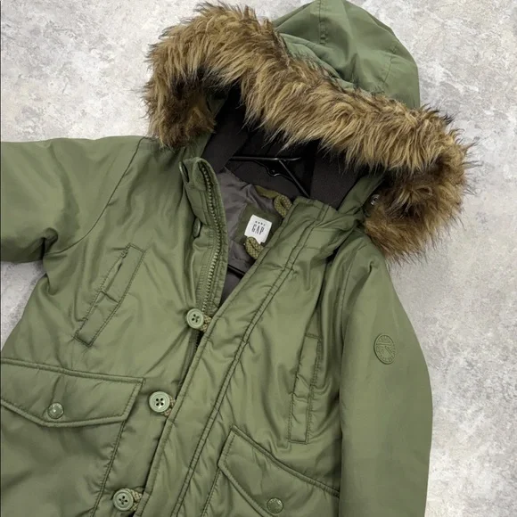 GAP Baby Green Jacket with Faux Fur Hood. - Picture 5 of 6